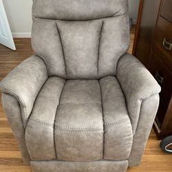 Remote controlled Lift Recliner