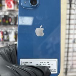 iPhone 13 Unlocked 256 gb excellent condition! $ 380