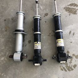 2010-2018 GMC Sierra Or Chevy Silverado Front Shocks
