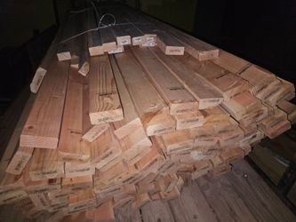 2x4x10 boards wood and madera