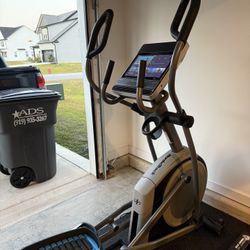 NordicTrack - Commercial 14.9 Elliptical 