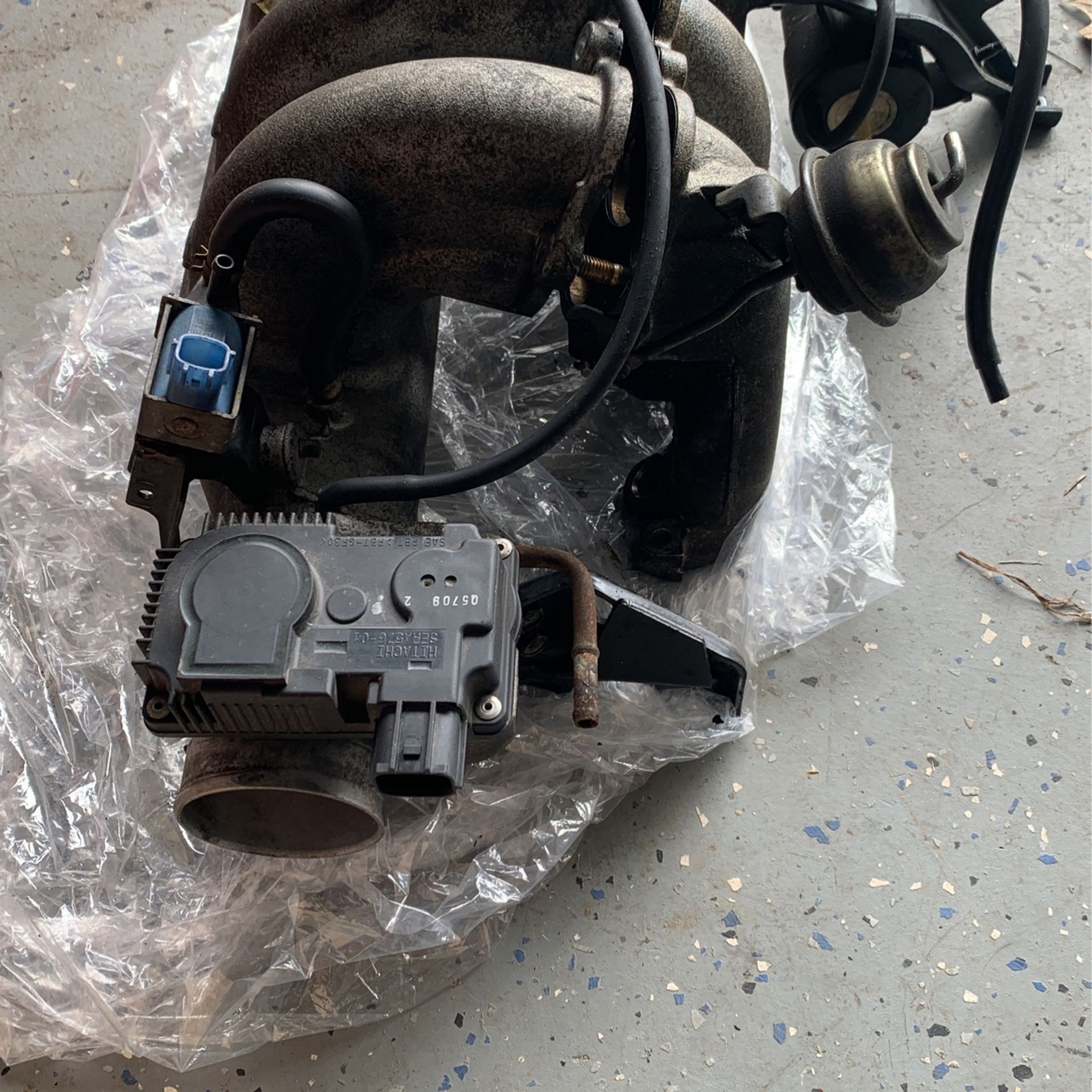 Nissan Altima Complete Throttle Body And Intake Manifold Complete