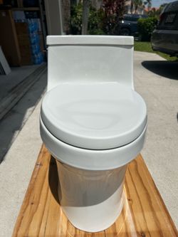 Brand new Kohler toilet model K5172 that sells for $925 on Kohler’s site