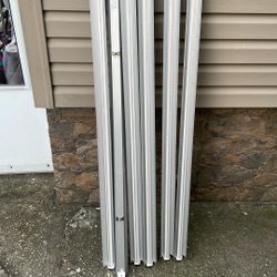 Open Box Led Lights 6 PCs  10$ Each 4 Ft Long