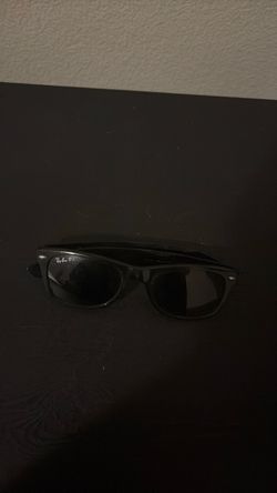 Black Men’s Ray Bans Sunglasses