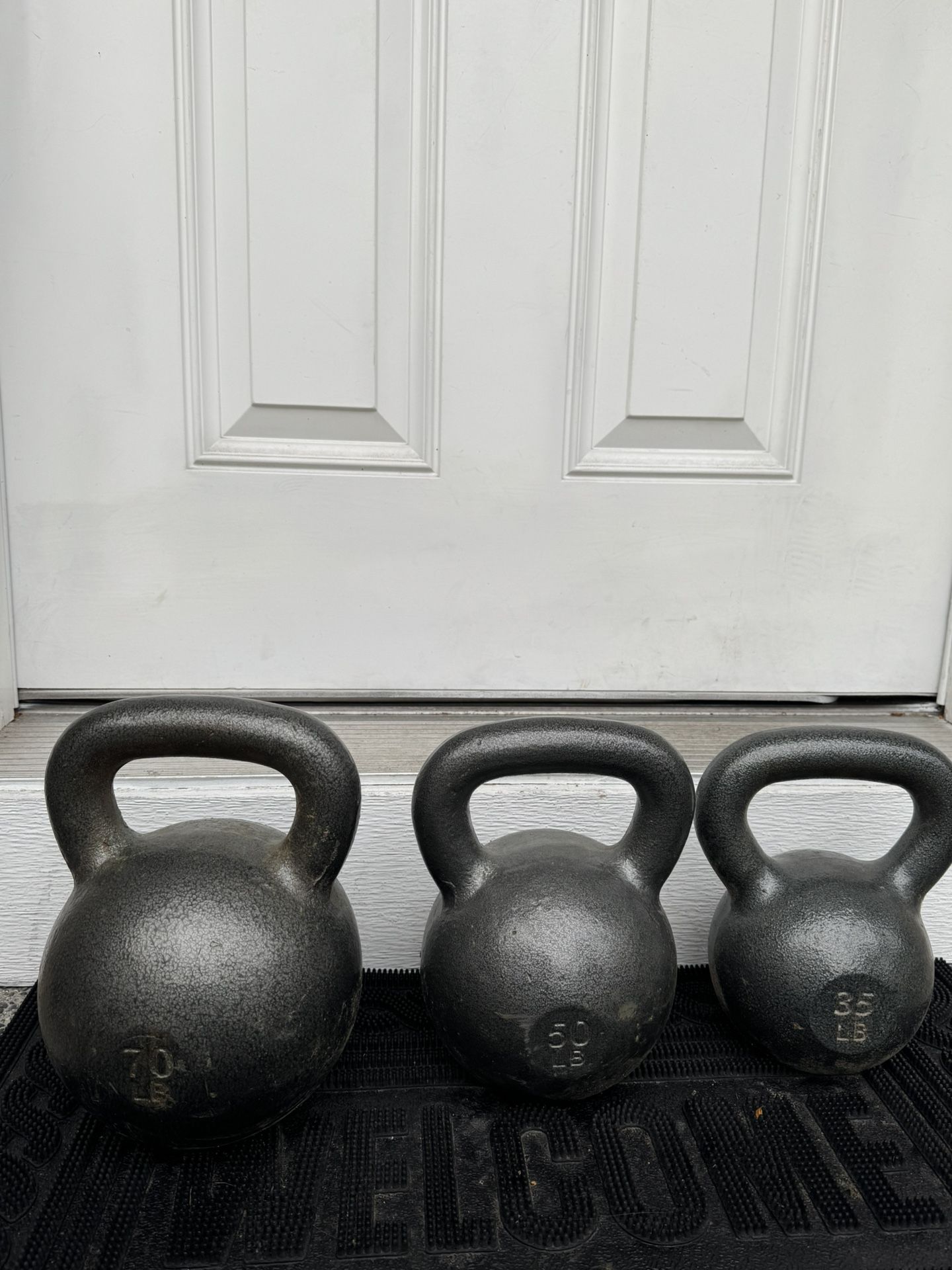 Kettlebells 35bls . 50bls . 70bls