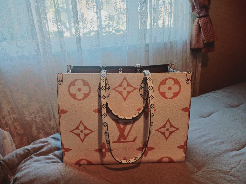 Louis Vuitton On The Go Monogram Tote