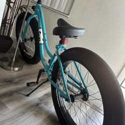 Sun Baja Cruz Bicycle 