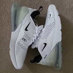 Nike Air Max 270 Size 12 Men 