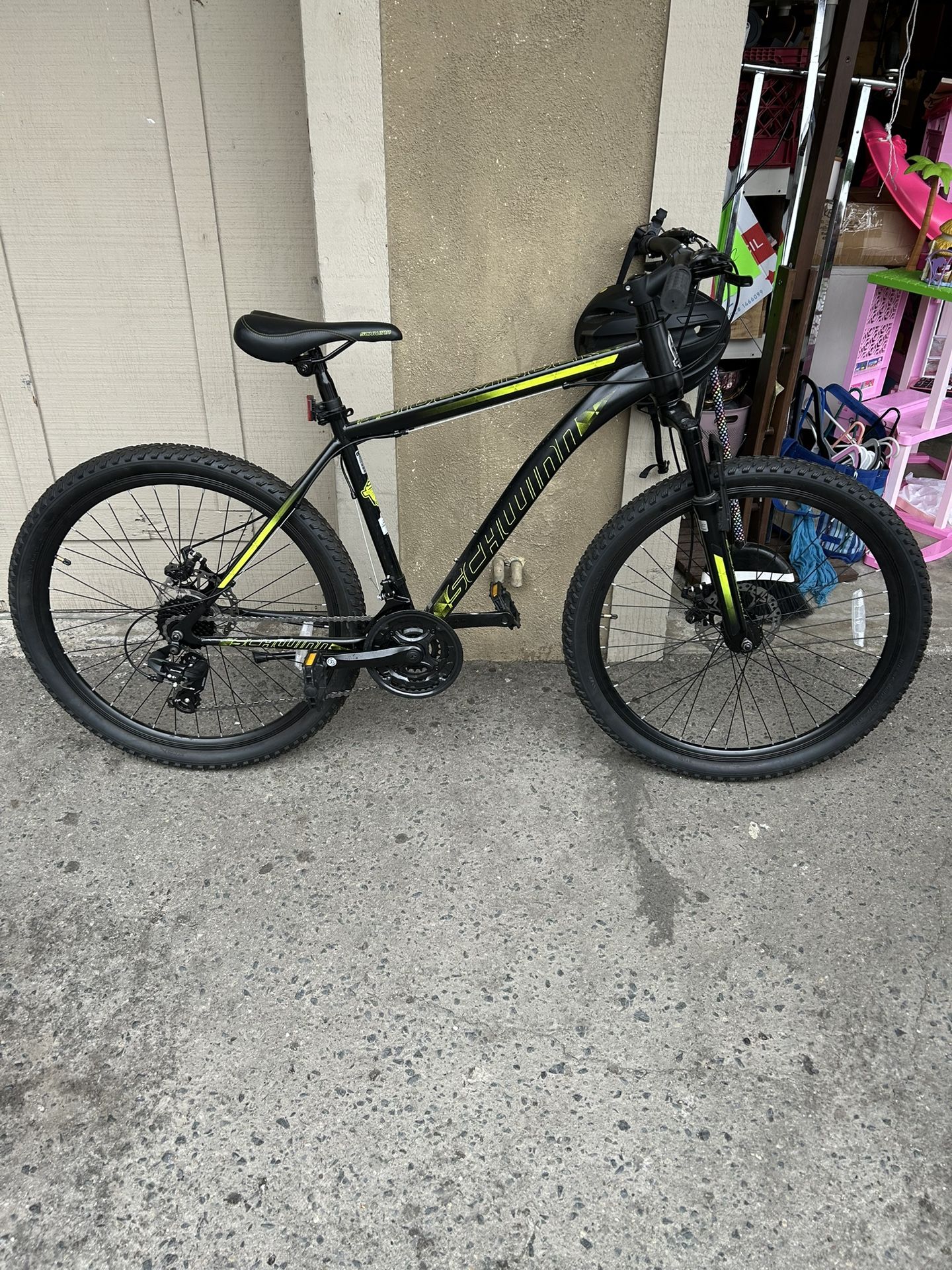 Schwinn Sidewinder Mountain Bike