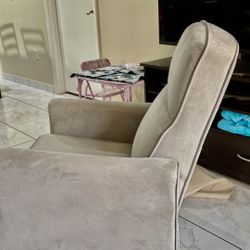 Rocking Chairs Upholstered