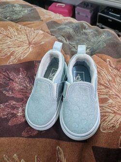 Vans with hearts ( toddler)