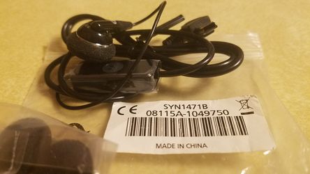 Brand new Samsung Galaxy ear phones