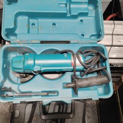 Makita Grinder 