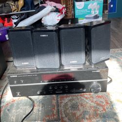 Yamaha stereo System Rxv383