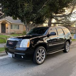 2011 GMC Yukon Denali