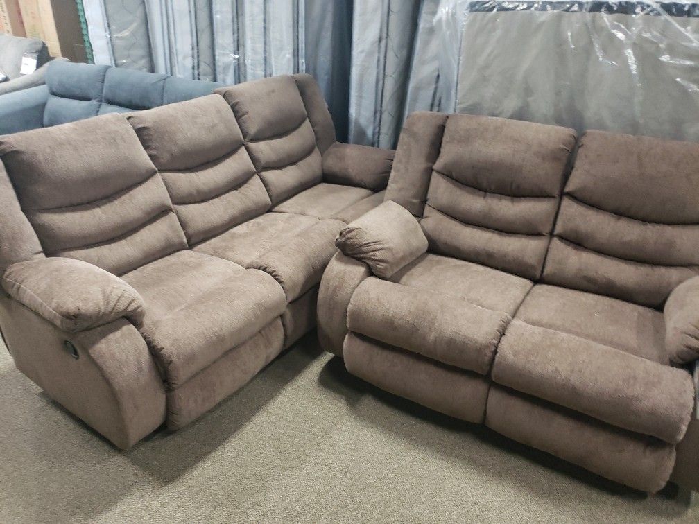 SOFA AND LOVESEAT SET NEW
