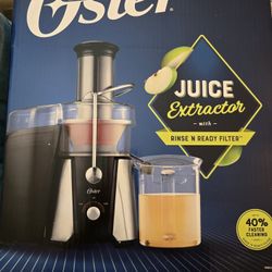 OSTER Juice Extractor