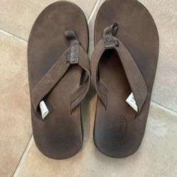 Men’s Chaco Flip Flops Brown Leather Size 7