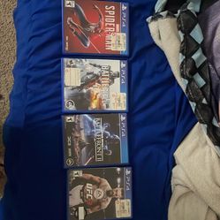 4 Games Used Once 10$ A Piece 