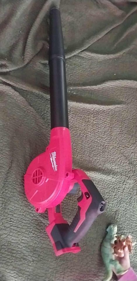 Milwaukee Blower (Tool Only)