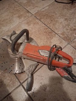 Husqvarna electric concrete saw