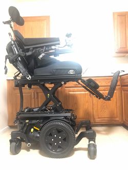 Quantum Edge 3 Rehab Powerchair iLevel