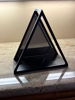 Home Decor Mirrored Black Triangular Metal Mountable Floating Shelf