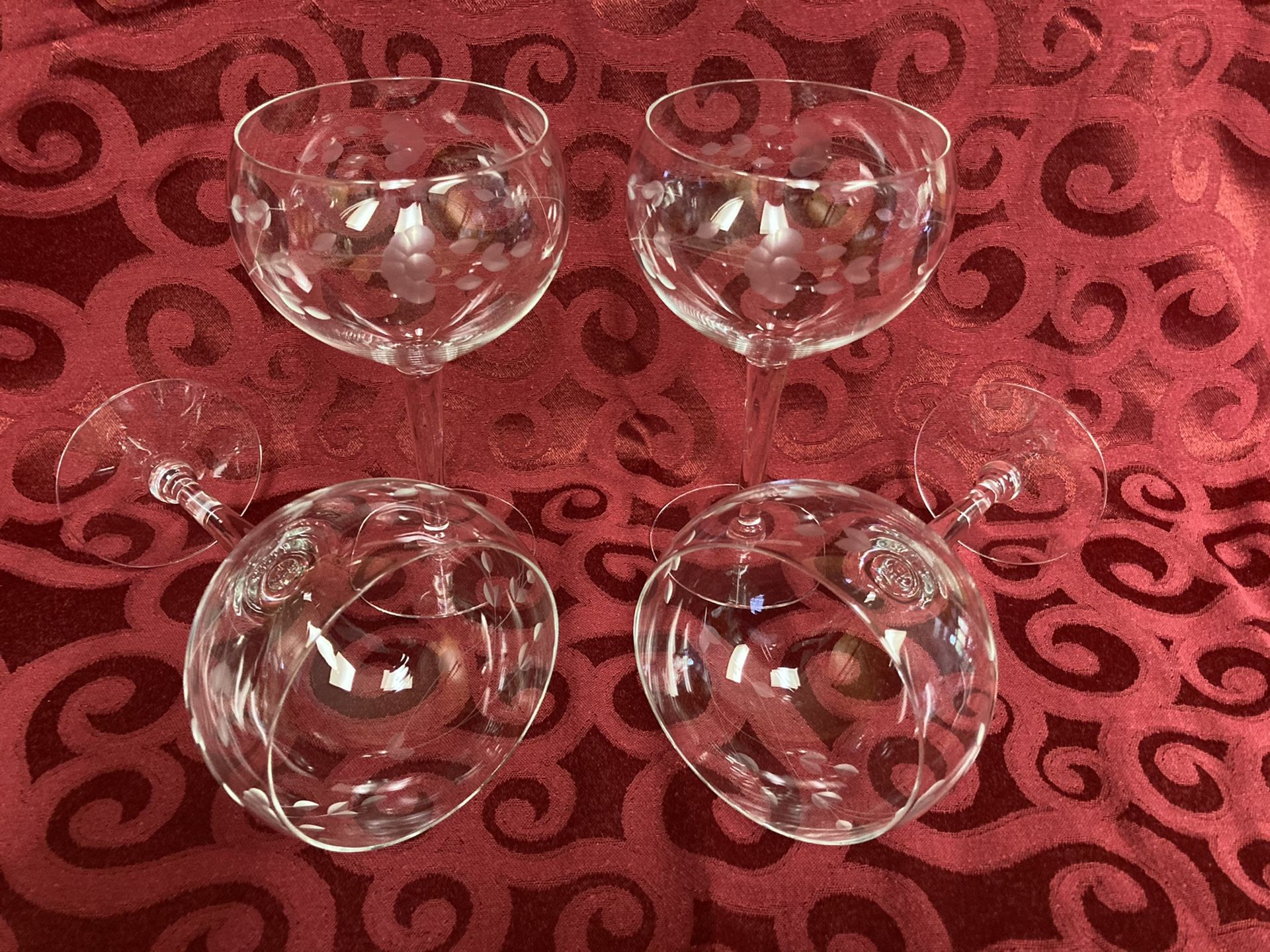 Set of 4 Princess House Heritage Etched Crystal Burgundy Balloon Wine Glasses Stemware