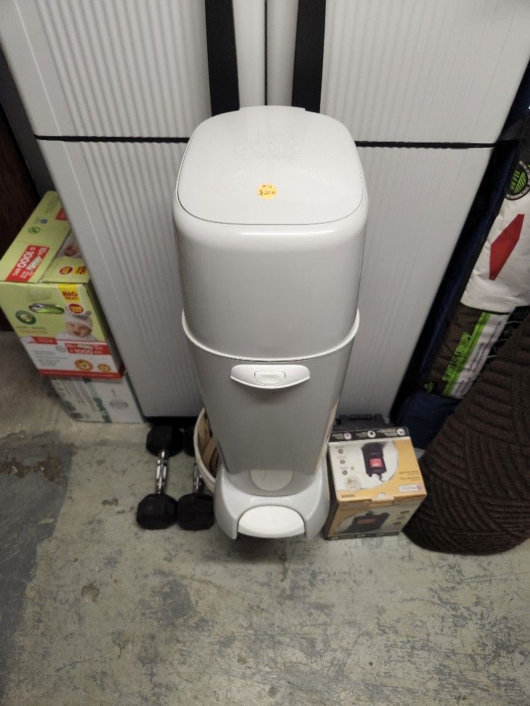 Diaper Genie