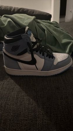 Air Jordon 1 Retro High OG University Blue