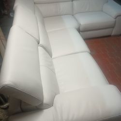 SECTIONAL GENUINE LEATHER RECLINER ELECTRIC ⚡ WITH PORTS USB.. DELIVERY SERVICE AVAILABLE 🚚💥🚚