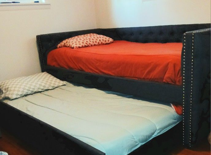 Trundle Bed With Mattresses