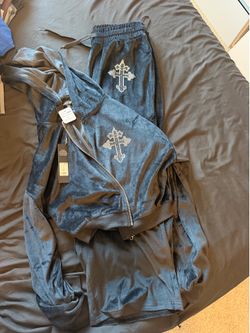 Fashion nova track set