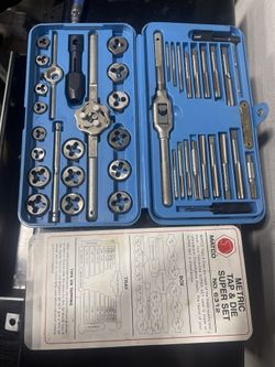 Tap And Die Set 
