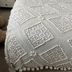 King Size Crochet Bedspread 