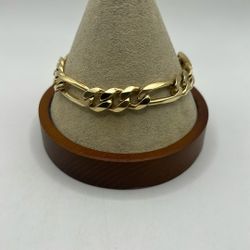 14k Yellow Gold Figaro Bracelet
