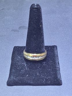 10kt YG Diamond Wedding Band. (C-4) SIZE 11.5 ASK FOR RYAN. #(contact info removed)73