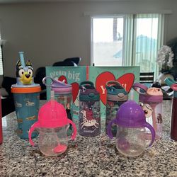 Children’s No Spill Juice Beverage Containers and sippy cups.. 