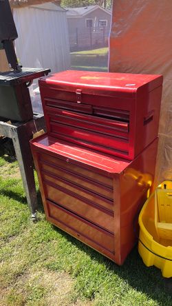 TOOL BOX ( with weels )