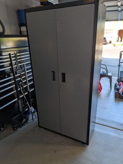 Gladiator Storage Cabinet