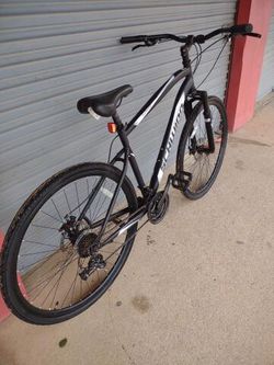 Men s Schwinn Glenwood Bike for Sale in Lubbock TX OfferUp