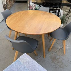 Table With Chairs