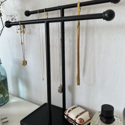 Black jewelry stand