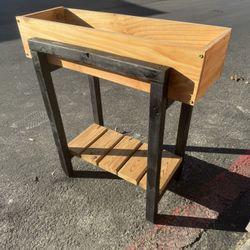 Raised Plant Stand 