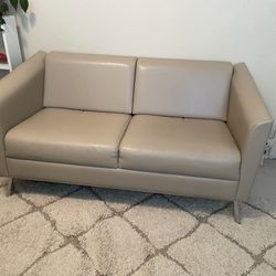 Beige Leather Couch/Loveseat/Sofa