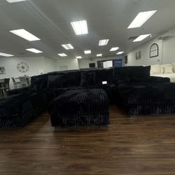 Black Modular Sectional W/USB Ports 