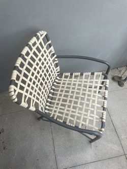Brown Jordan Tamiani 4 Set Out Door Chairs