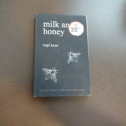 Milk&Honey-Author Rupi Kaur-Poetry