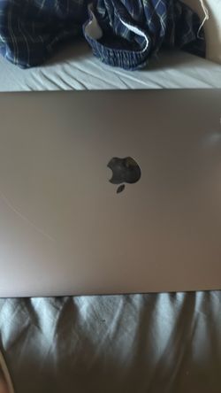 MacBook Pro 13.3 inch